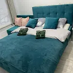 شقة 84 *