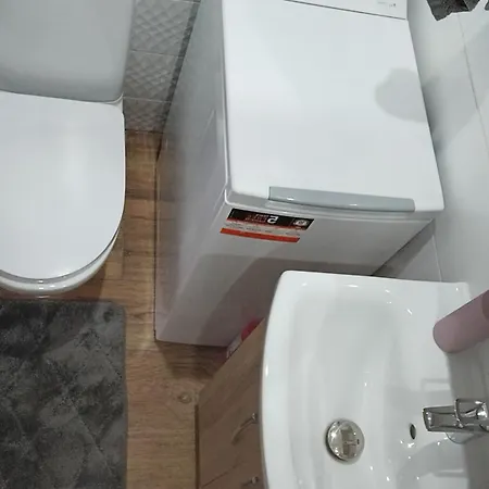 84 Apartament
